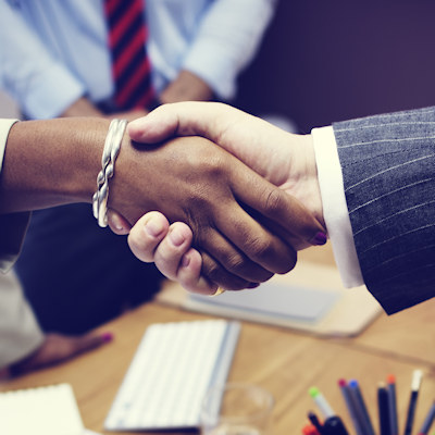 Business Handshake 400