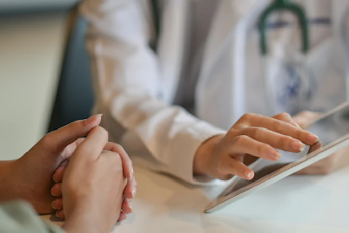 Doctor Patient Consult Tablet 400